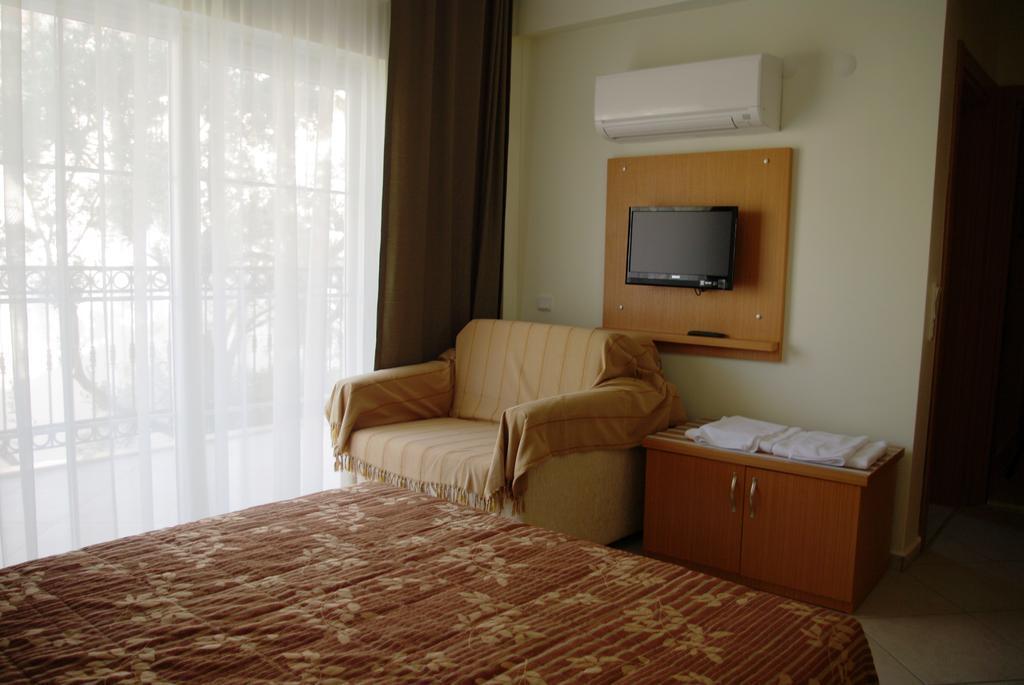 Celay Hotel Олюденіз Екстер'єр фото